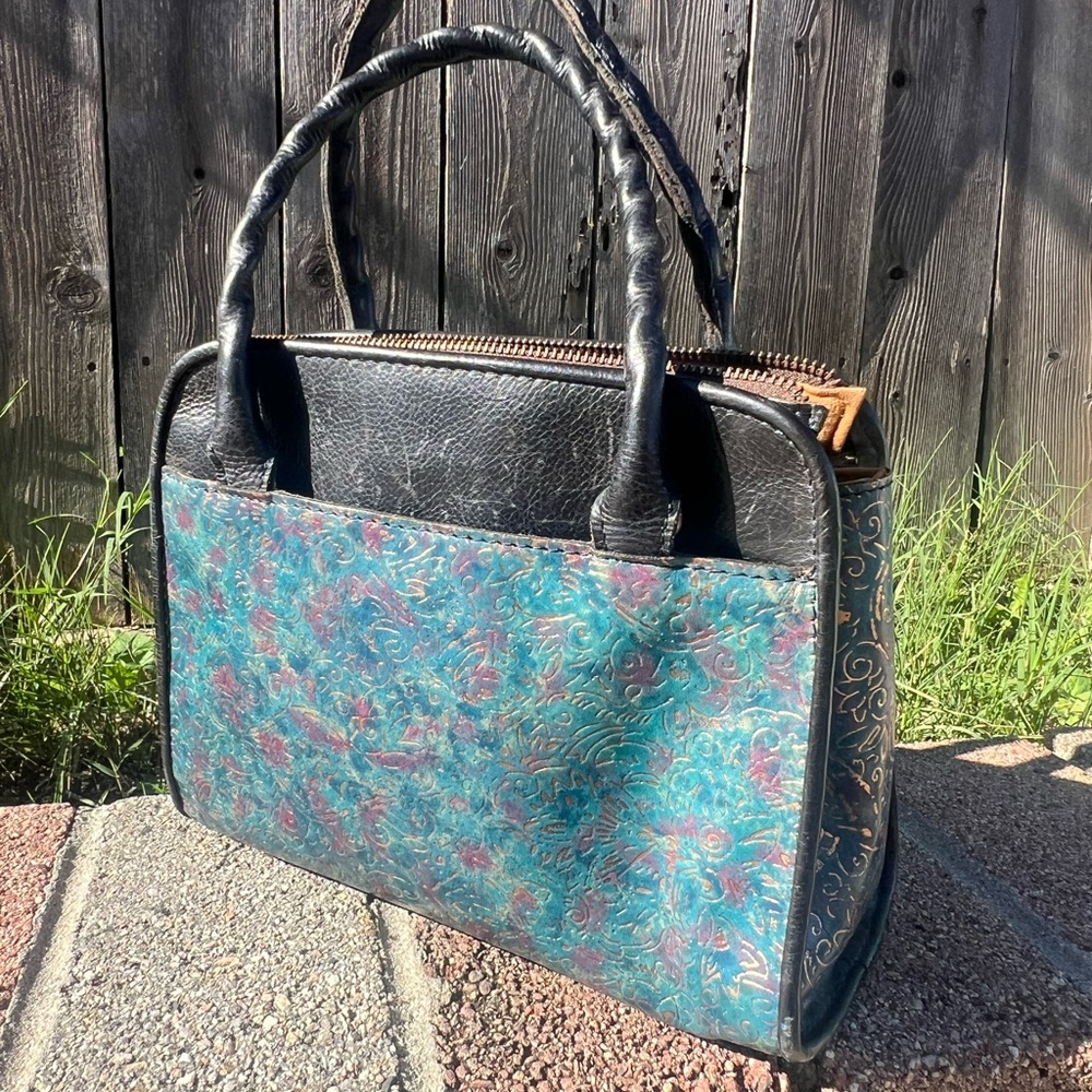 Patricia Nash Black Blue Leather Kimono Tapestry Crossbody Floral Embossed Purse - Picture 5 of 13